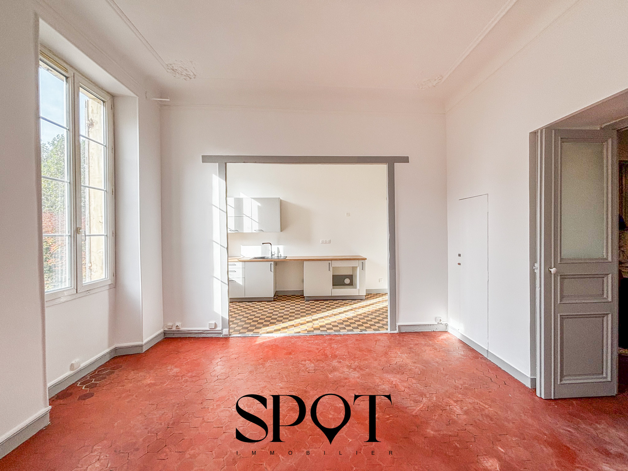 Appartement à vendre à Marseille, 81 m², 3 pièces – photo 3 sur 7