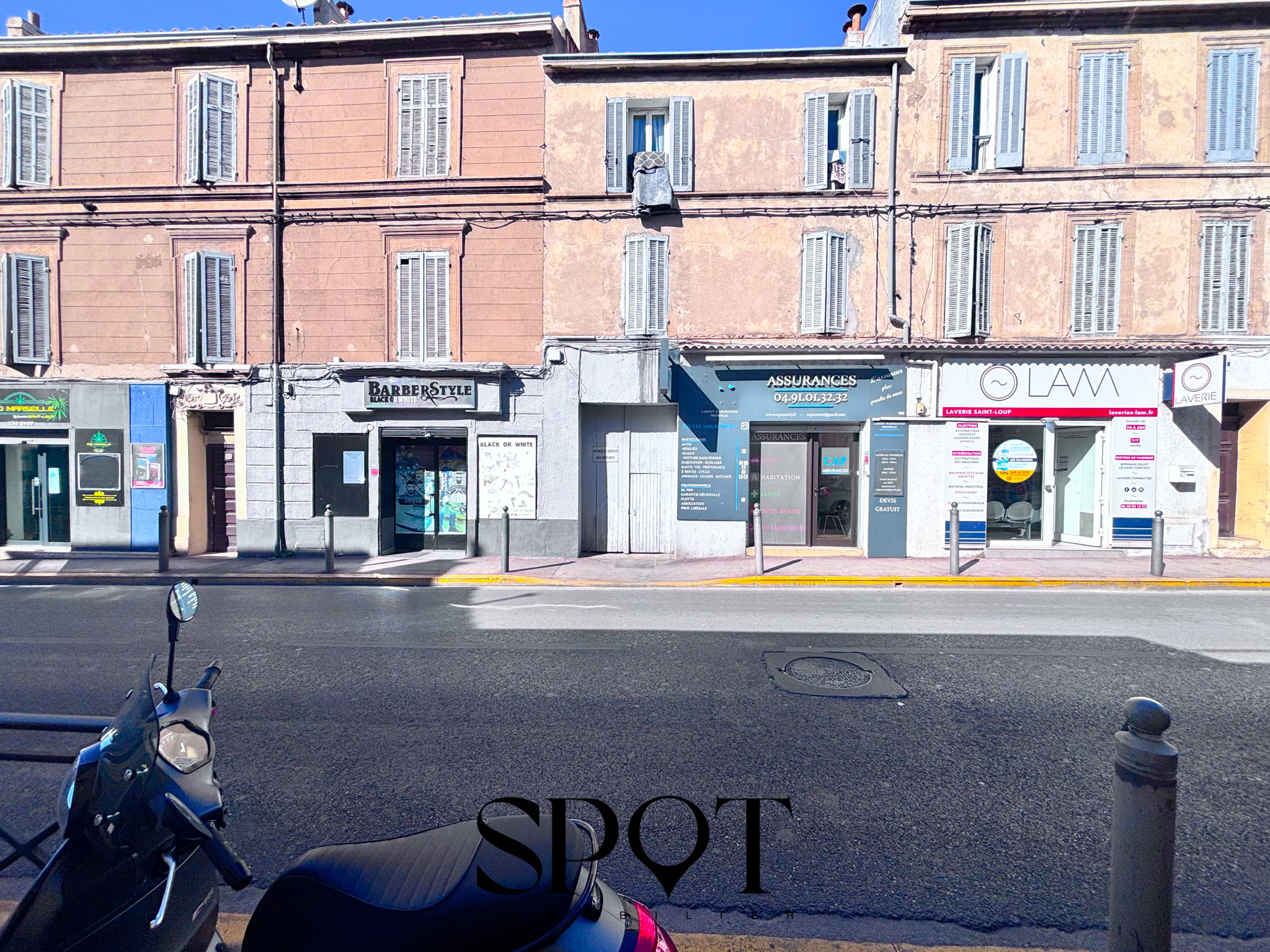 Maison à vendre à Marseille, 505 m², 22 pièces – photo 2 sur 4
