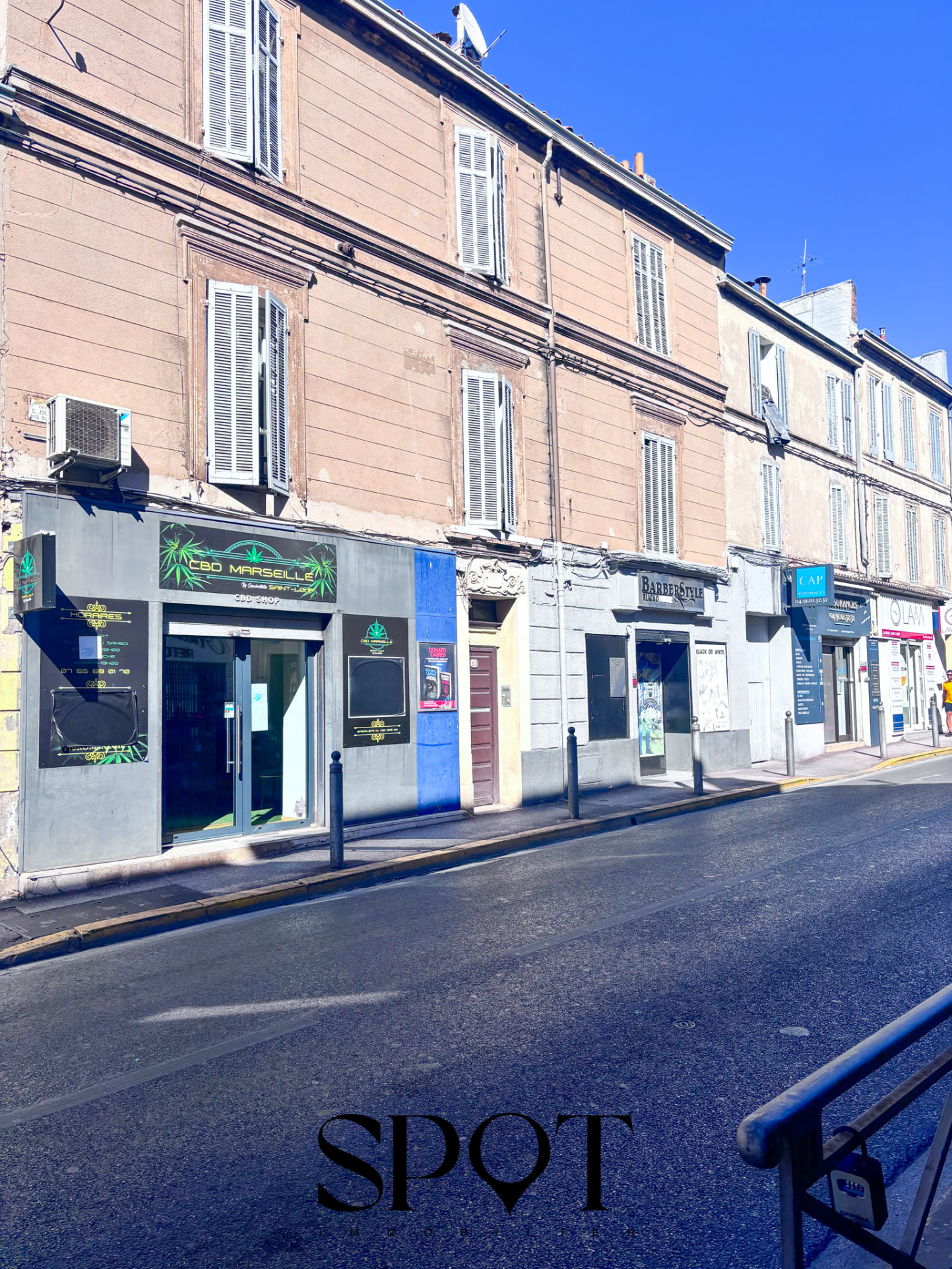 Maison à vendre à Marseille, 505 m², 22 pièces – photo 1 sur 4